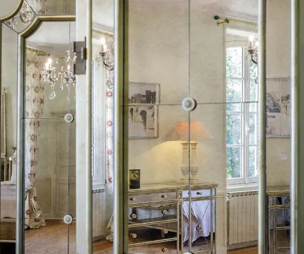 Manoir De Bel Ebat Gæstehus 3*